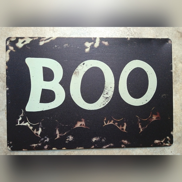 NWT BOO 8x12 Tin Halloween Decor Sign - Picture 1 of 3